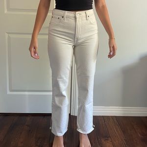 Abercrombie and Fitch The 90’s Straight Ultra High Rise Jeans